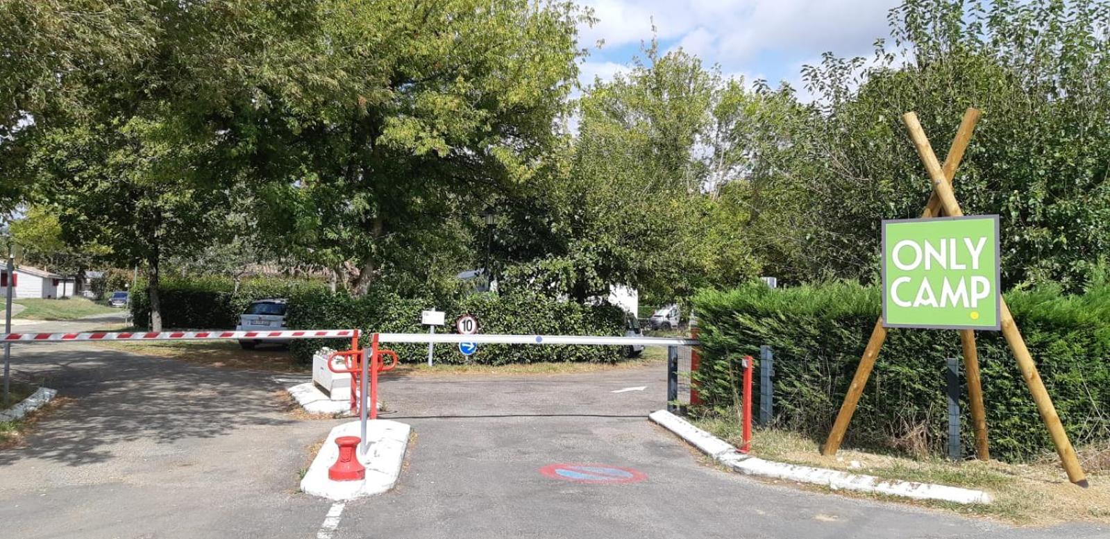 Camping Onlycamp L'Argente Condom Exteriör bild