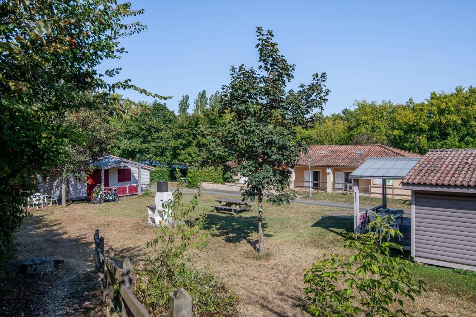 Camping Onlycamp L'Argente Condom Exteriör bild